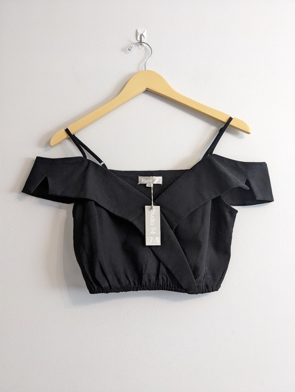NWT Studio 94 Cropped Off Shoulder Top | Size S/M | Black